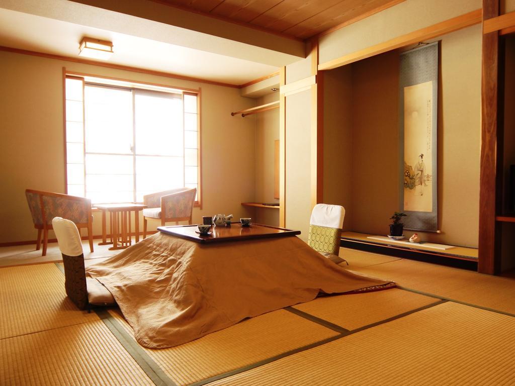 Hotel Yamatoya Yamanouchi  Zewnętrze zdjęcie